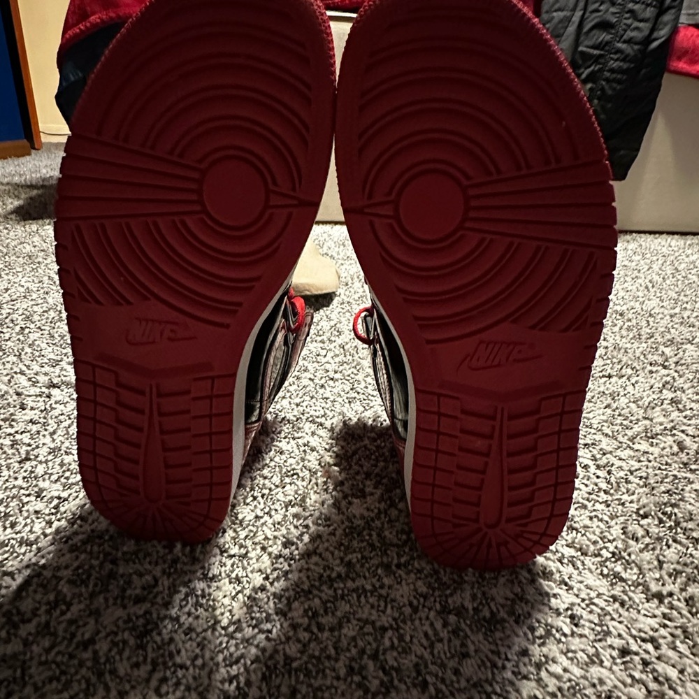 Jordan 1 patent bred